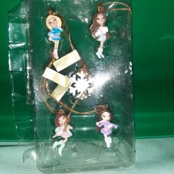 Mini Bratz Boll Ornaments 
