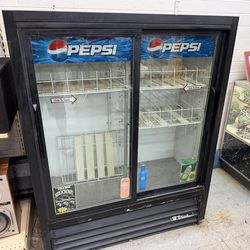 Commercial Refrigerator / Cooler