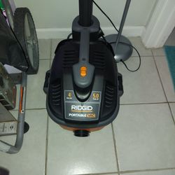 RiDGiD Portablable Vac 4 Gallon