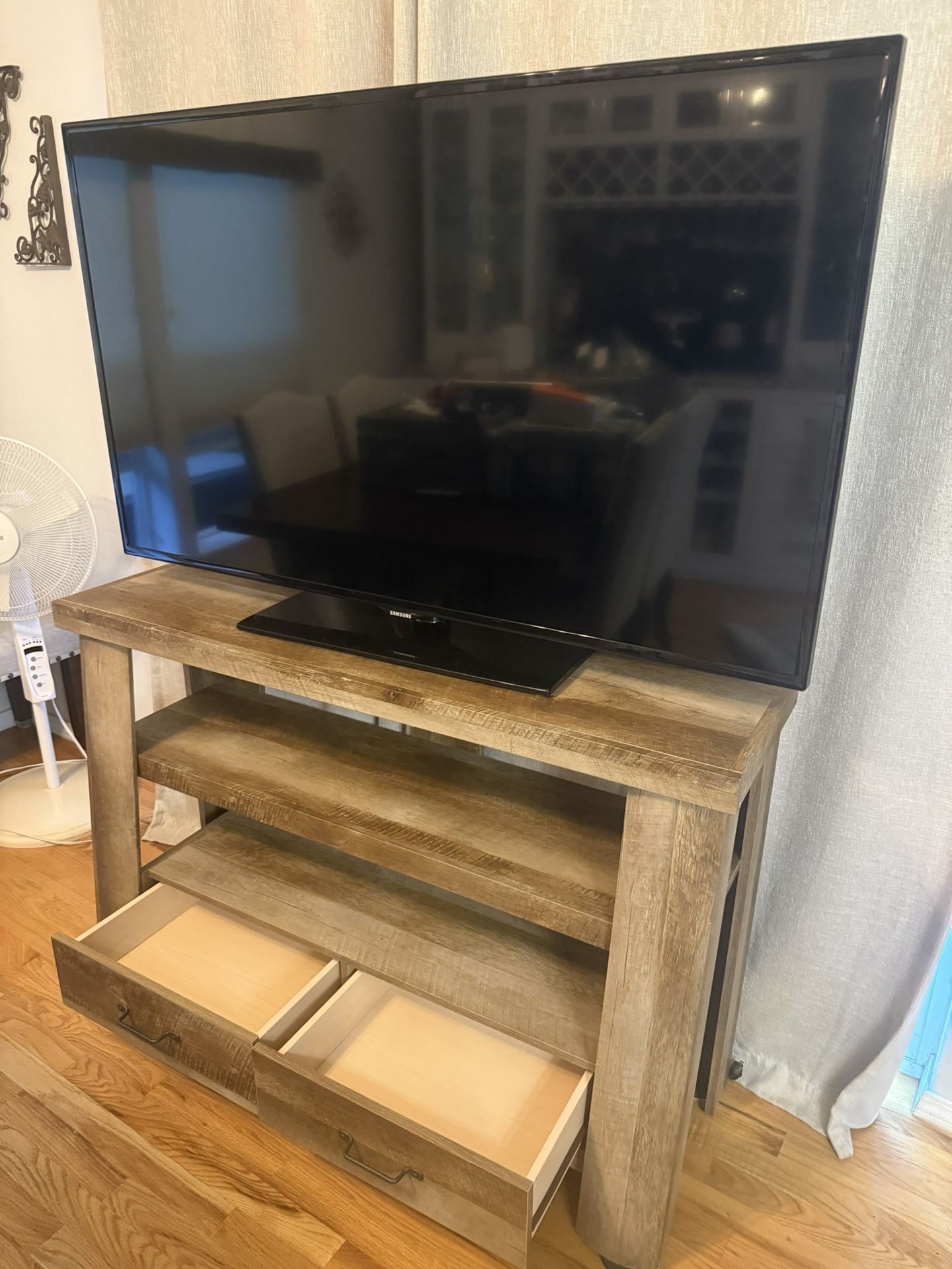 55” Samsung TV And Rustic Solid Wood Stand