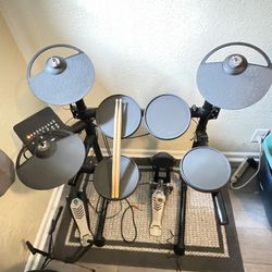 Yamaha DTX 430 Electronic Drum Set