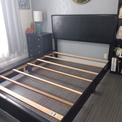 Queen Bed Frame With Headboard/Cash Only 