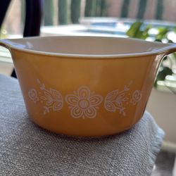 Pyrex Butterfly Gold 473