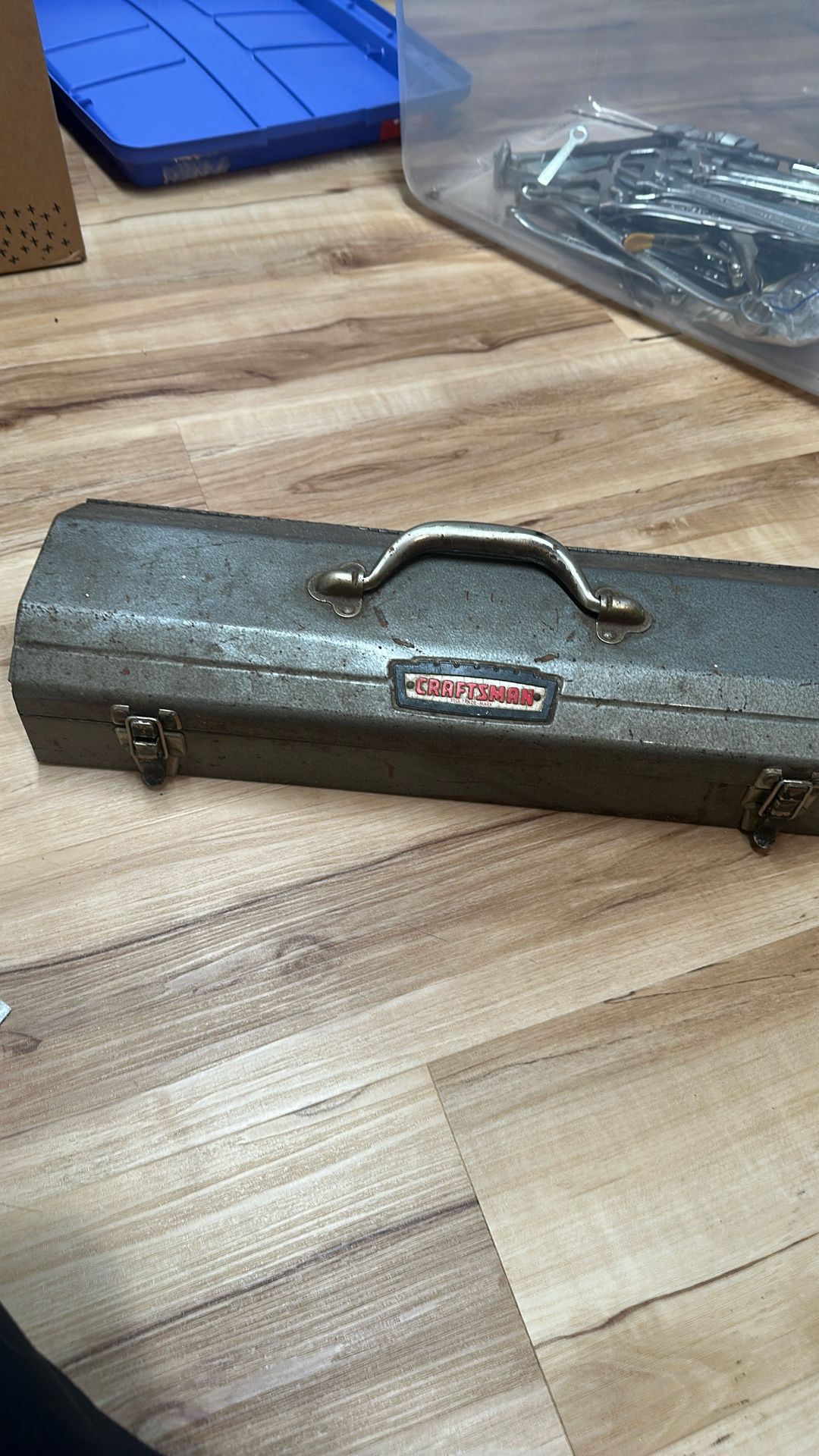 craftsman tool box ( vintage) w tools