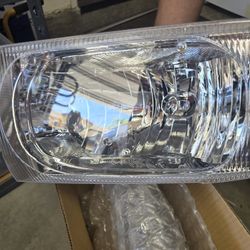 Headlights for 1(contact info removed) Ford Excursion 