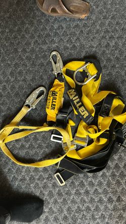 Safety climbing gear harness