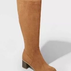 Universal thread
 women's size 6.5 