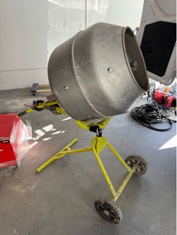 Concrete mixer