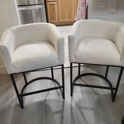 Set of 4 Upholstered Bar Stools