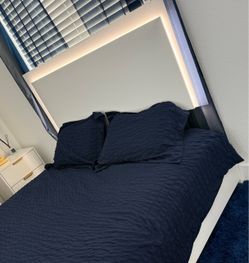 QUEEN Bed With LED lights, White Wood.  Mattress and Boxspring. Bed in perfect condition.