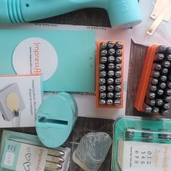 Impress Art° Metal Hand Stamping Kit