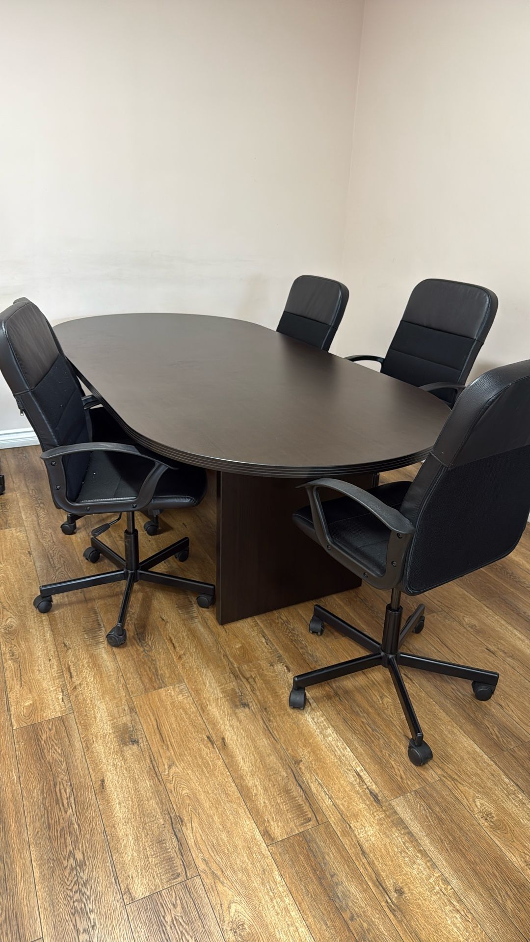Office Furniture great Condition Like New
