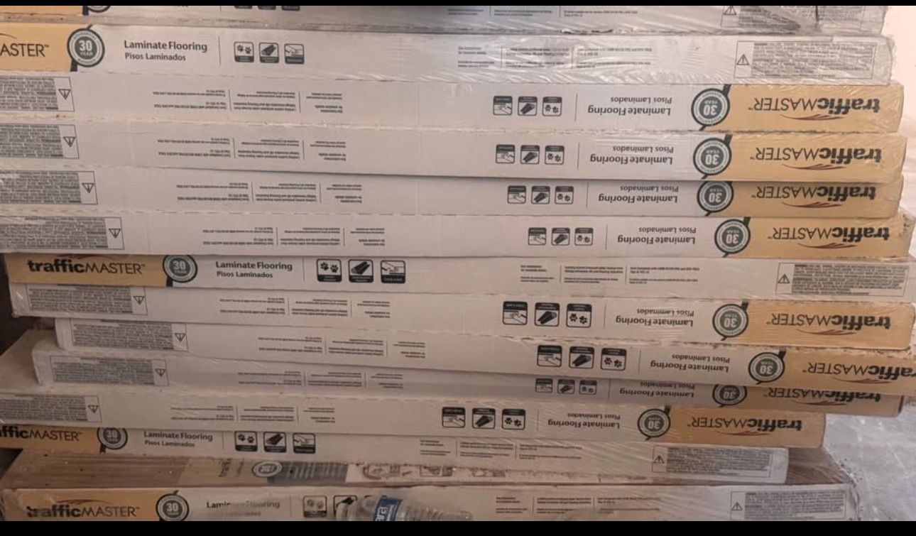 Brand New Laminated Flooring 28 Boxes