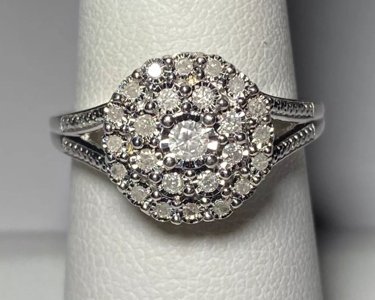 .925 Sterling Silver .25ctw Genuine White Diamond Cluster Ring Size 8
