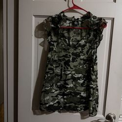 Women’s Bobeau Sheer Camo Camouflage Top Size Small 