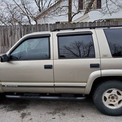 2000 Z71 CHEVY TAHOE # PARTS TRUCK ONLY!