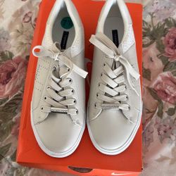 Hilfiger Shoes, Flat , Size 7.5, Woman