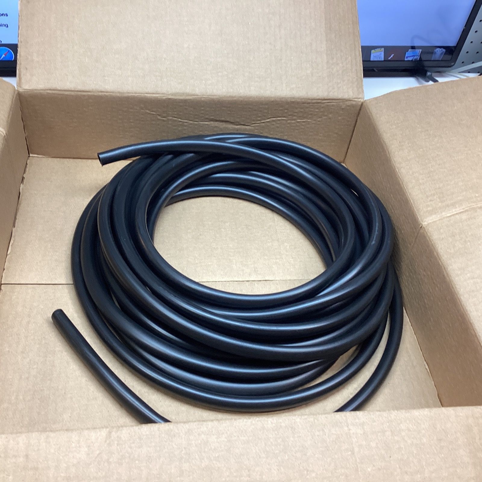 TACO FLEXIBLE RUB RAIL INSERT KIT TUBE BLACK V12-0005BKA50-1 Boat Marine 50’ 3/4