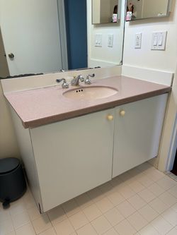 Bethroom Vanity 42x22 Sale today