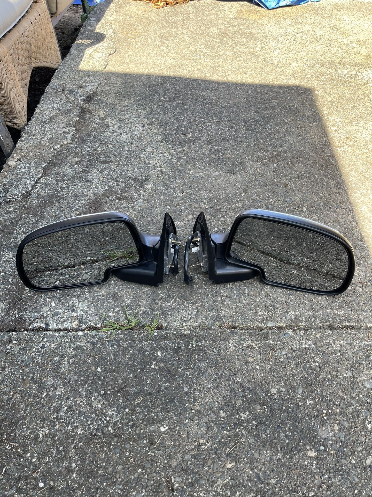 99-07 Gm Side Mirrors