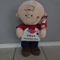 Brand New With Tag Rare 18" H  Charlie Brown Valentines Greeter 
