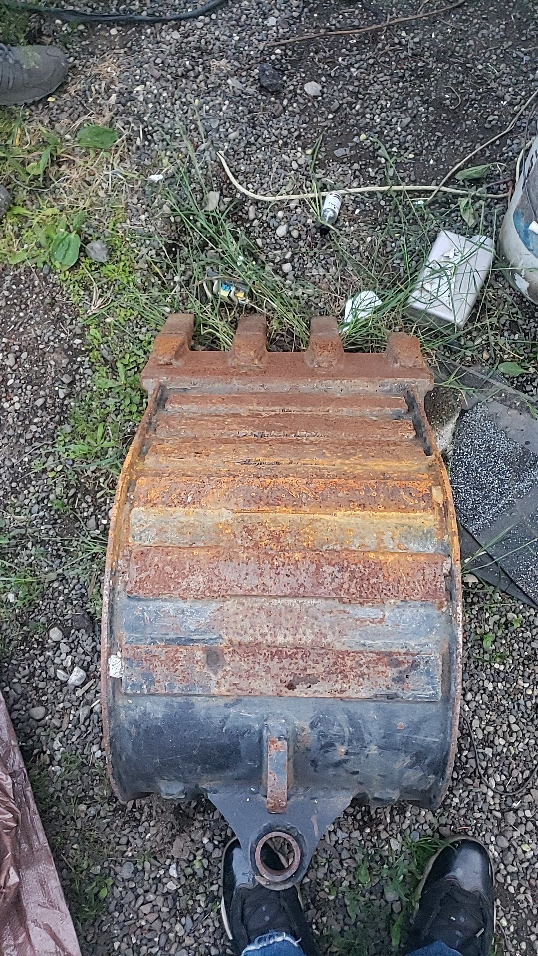 Mini excavator bucket