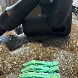 Reviar hairdryer