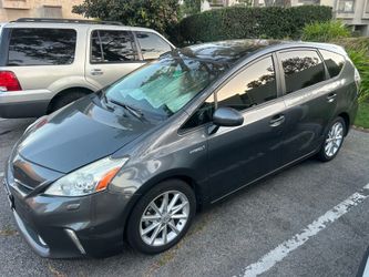 2014 Toyota Prius V