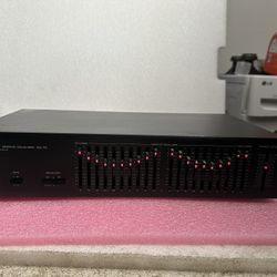 Yamaha EQ-70 10 Band Stereo Graphic Equalizer. MADE IN JAPAN