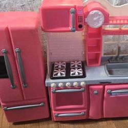 Doll Kitchen And Refrigerator
