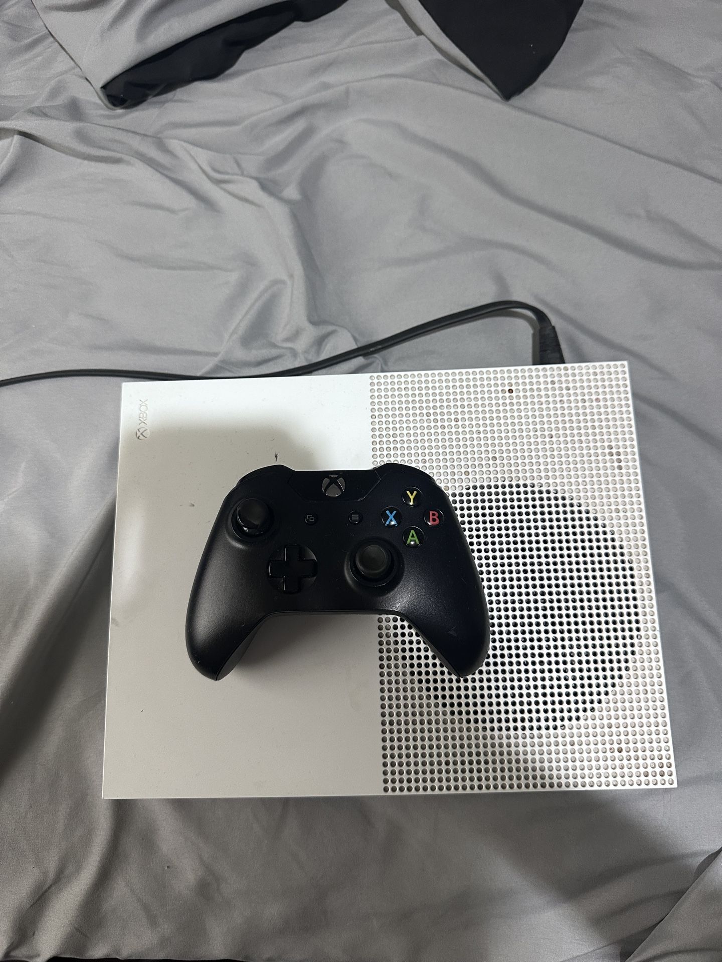 Xbox One S