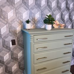 REAL WOOD DRESSER