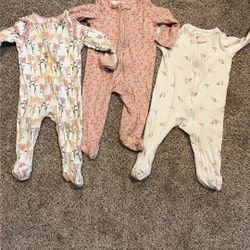 Lot Of Baby Girl 6-9 Month Jammie’s 