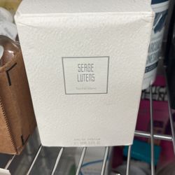 Perfume Serge Lutens 3.3 Fl
