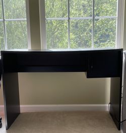 Black Study Desk