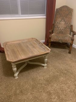 Coffee table$100.00 shabby chic barn style32”x 32””x 18”