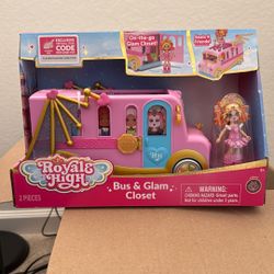 Royale High Doll Bus & Glam Closet | VIRTUAL ITEM CODE NOT INCLUDED