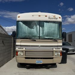 1999 fleetwood bounder