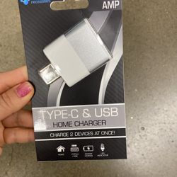 NWT Type-C & USB Home Charger