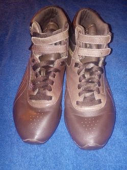 Reebok Freestyle Hi Sneakers Womens 7.5 Black Leather Basketball Tennis Shoes