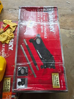 Husky 2 1/2ton garaje jack new $120 Price FIRM// Nueva PRECIO FIRME $120