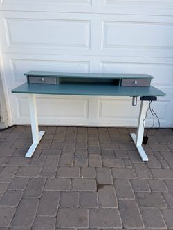 Adjustable height desk - can deliver!