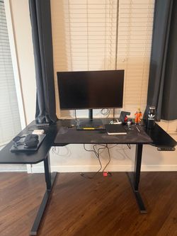 Electric Height-Adjustable L-Shaped Standing Desk