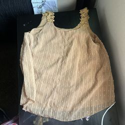 Women’s Clothing 