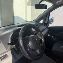 nissan detail van