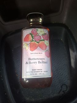 Bath and body works Buttercups & Berry Bellini body wash