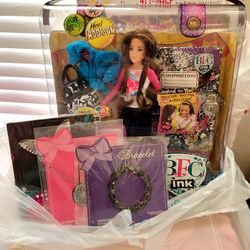 DOLL Play Set & Extras Brand New!