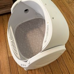 Self Cleaning Cat Litter Box 