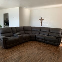 Living Room Sofa/Couch