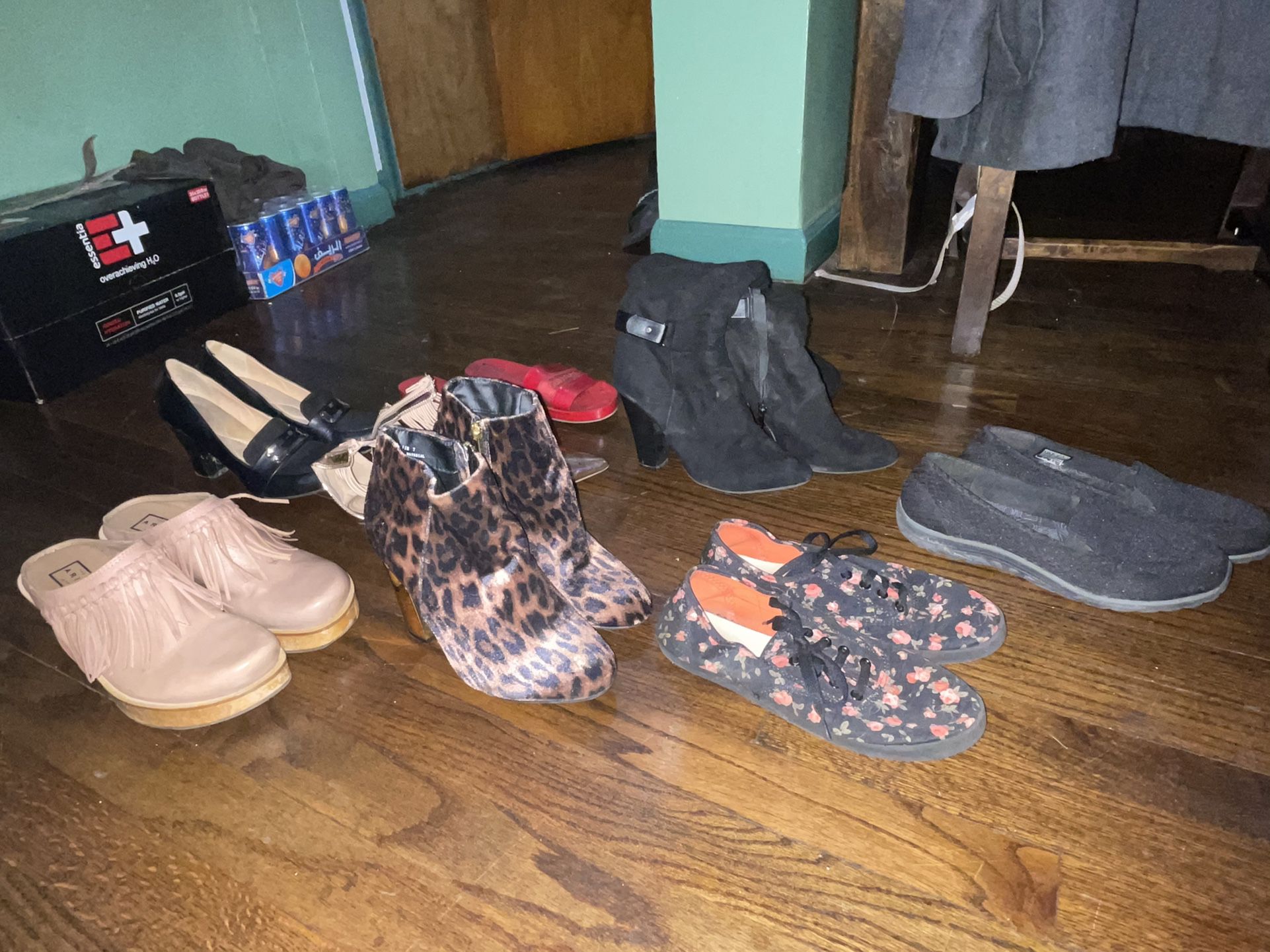 SexyShoe Lot‼️ Size 6-7 1/2 Women’s Heels, Sneakers, Wedges, Boot heels, Slides
